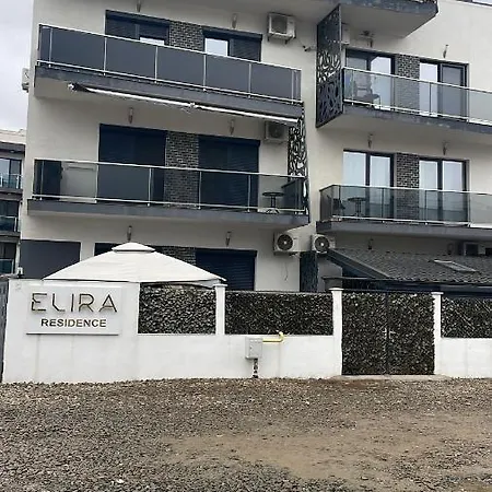 Elira Sea アパート *